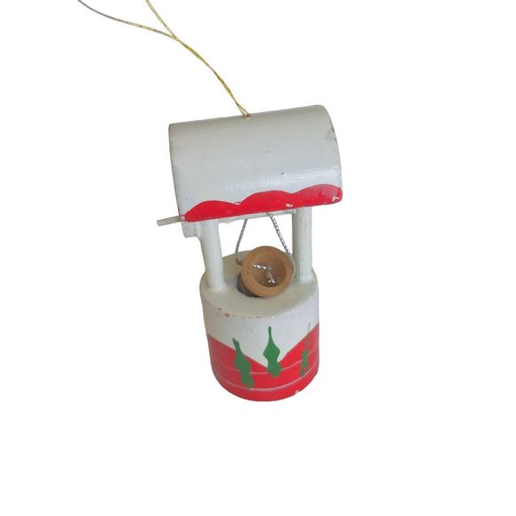 Vintage Red White Christmas Wood‎ Wishing Well & Bucket 3.5" x 2" Tree Ornament - Picture 10 of 11